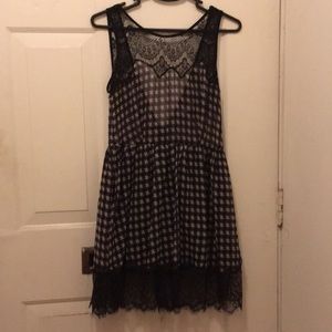 Dress black and white with lace